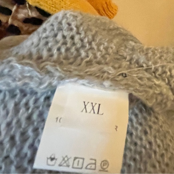 Color block long oversized cardigan with yellow, grey and leopard print. - Picture 5 of 7